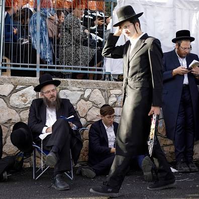 قانون إعفاء اليهود المتدينين من التجنيد ينذر بتوسع احتجاجات الجنود