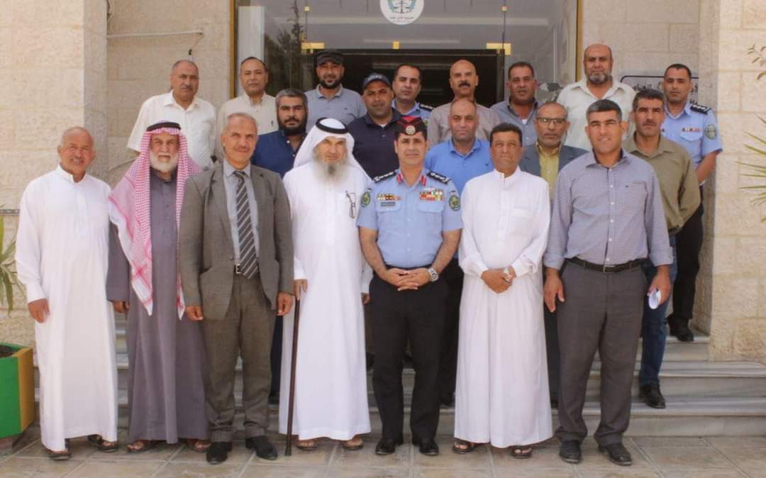 مدير شرطة المفرق يلتقي عددا من المتقاعدين العسكريين ...صور