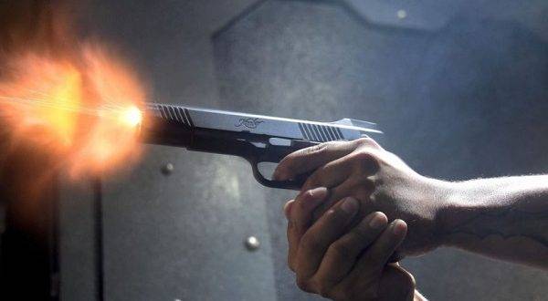 قاضٍ يقتل زوجته بعد مشاجرة.. دعته إلى استخدام المسدس فلم يتأخر