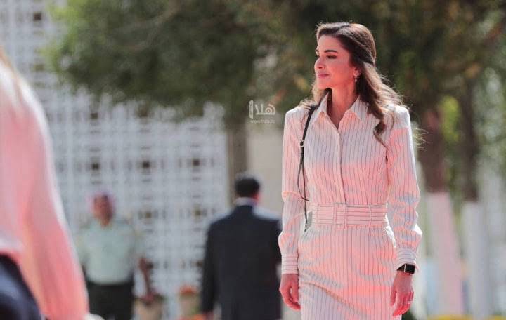 الملكة: مبارك لطلبة التوجيهي نجاحهم