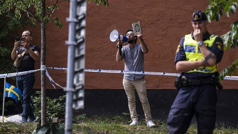 السويد تعيد النظر في قانون النظام العام لمنع الإساءة للقرآن