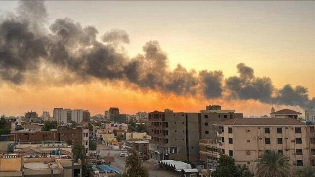 توسع الاشتباكات بين الجيش والدعم السريع في السودان