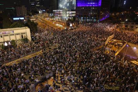 تجدد التظاهرات ضد حكومة نتنياهو للأسبوع الـ33 على التوالي