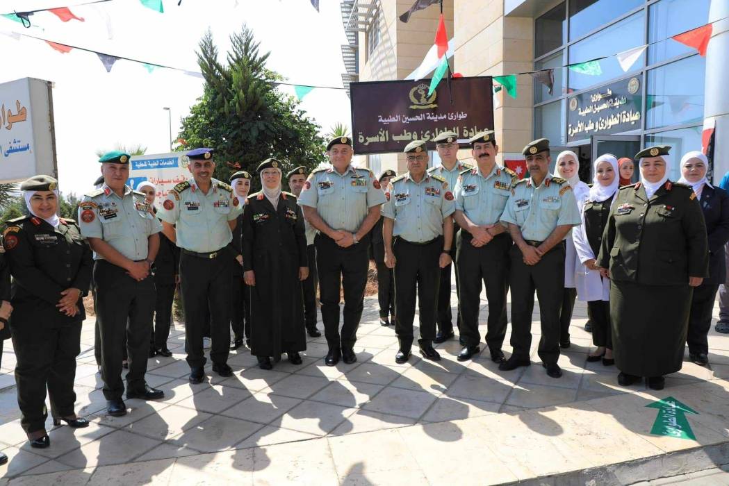 العميد زريقات يفتتح  عيادة طب الاسرة والطوارئ في مدينة الحسين الطبية…..صور