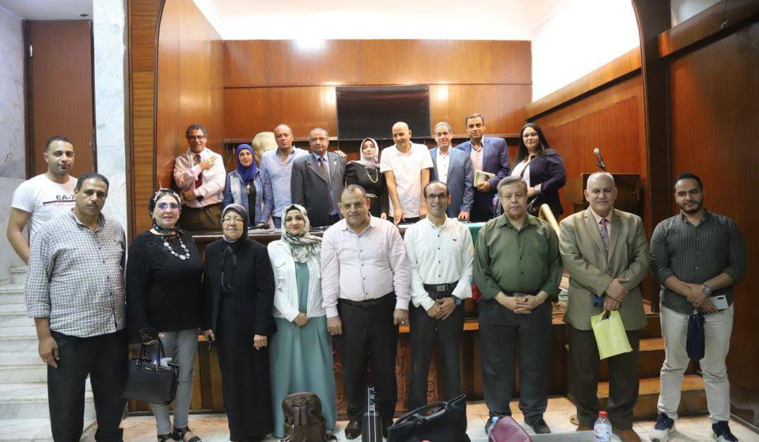 سفير مصر لدي الكويت يؤكد علي أهمية التبادل الثقافي بين الدولتين