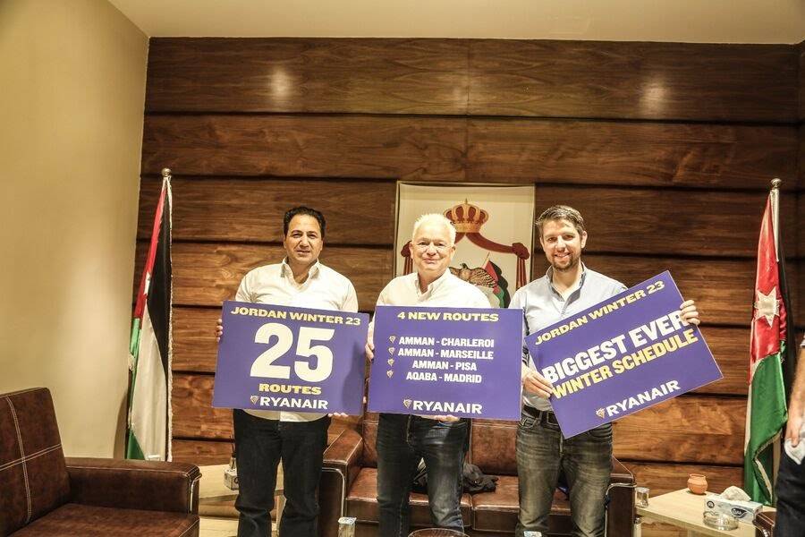 راين اير ترفع عدد رحلاتها إلى الأردن ورئيسها التنفيذي يزور البترا