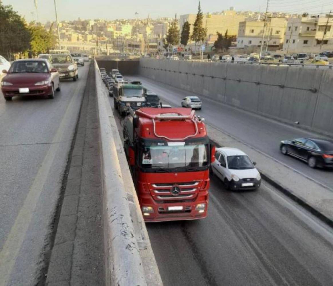 تعطل ونش على مخرج نفق صويلح