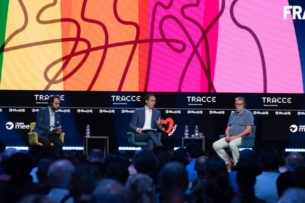 ملتقى ريميني: الديمقراطية الليبرالية تمر بأزمة ولكنها تظل نموذجاً رابحاً