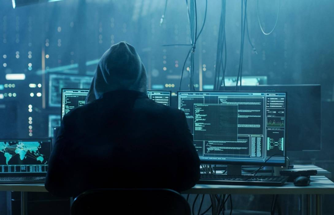 بيانات 10 ملايين شخص معروضة للبيع على الإنترنت