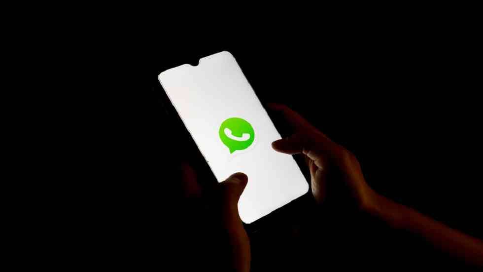 10 ميزات وحِيَل على واتس آب.. تعرف عليها