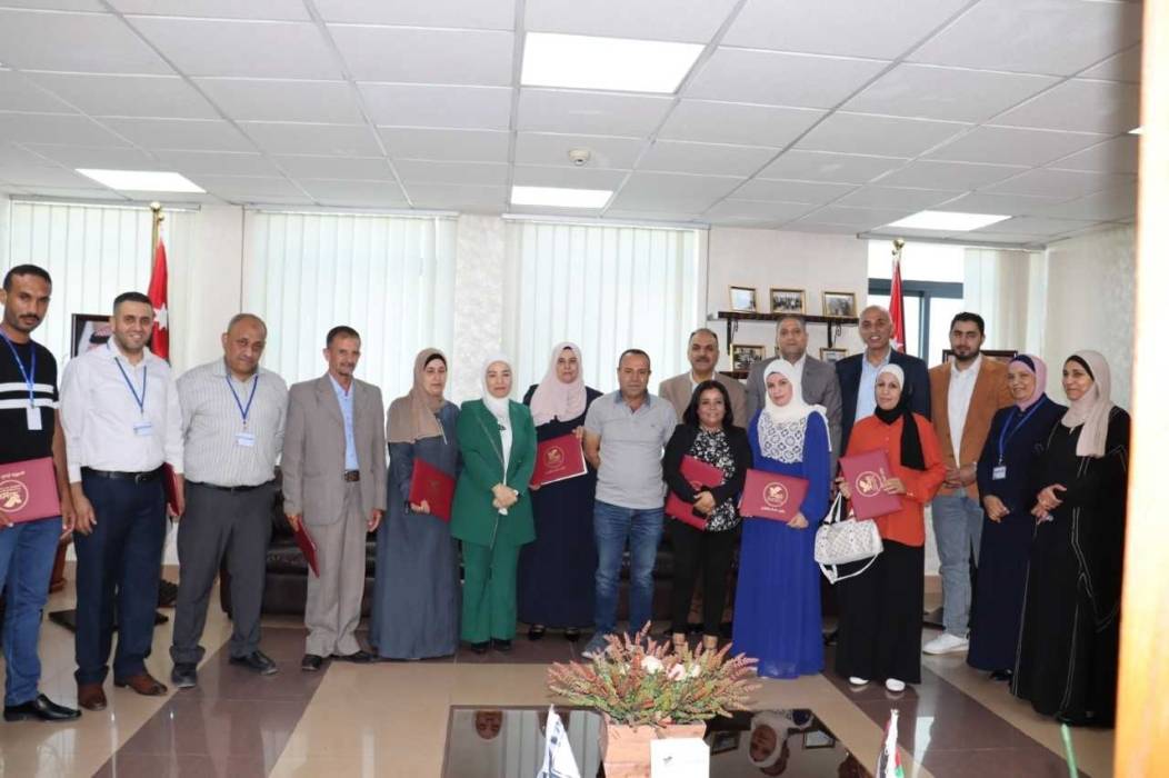 صندوق المعونة يكرم فائزين بجائزة الموظف المتميز