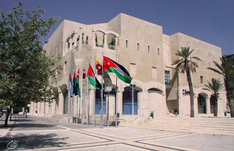 الأمانة تُصدر  134 رخصة مهن لخدمة اصطفاف المركبات