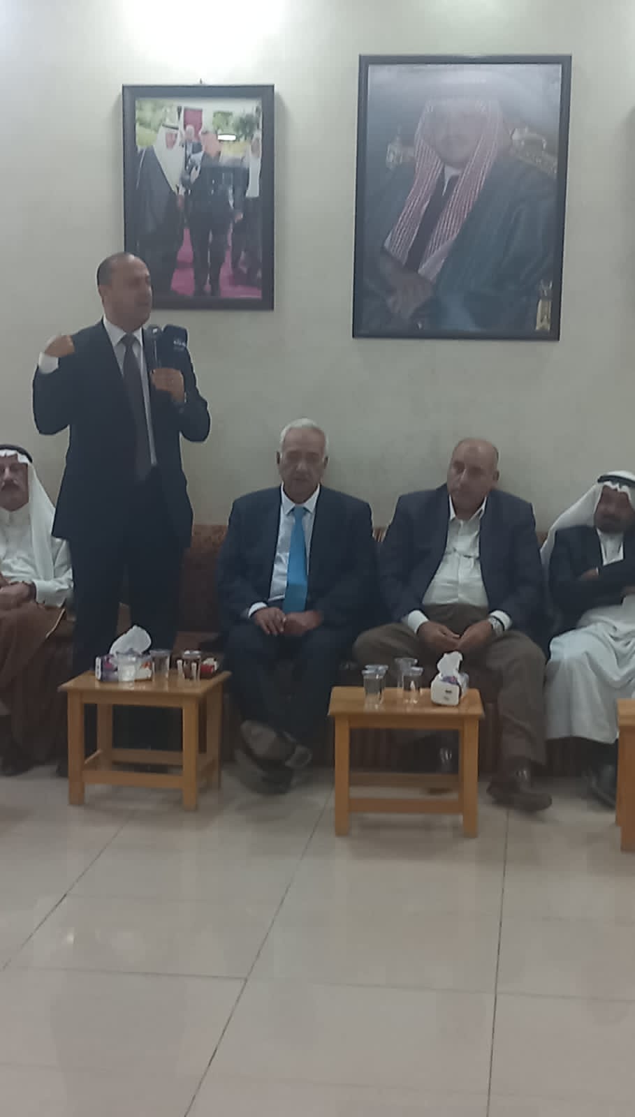 الميثاق الوطني يعقد لقاء استقطابيا لأبناء الزرقاء والبوادي.