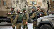 الإعلام العبري: تحييد فلسطيني حاول دعس جنود من الجيش قرب الخليل
