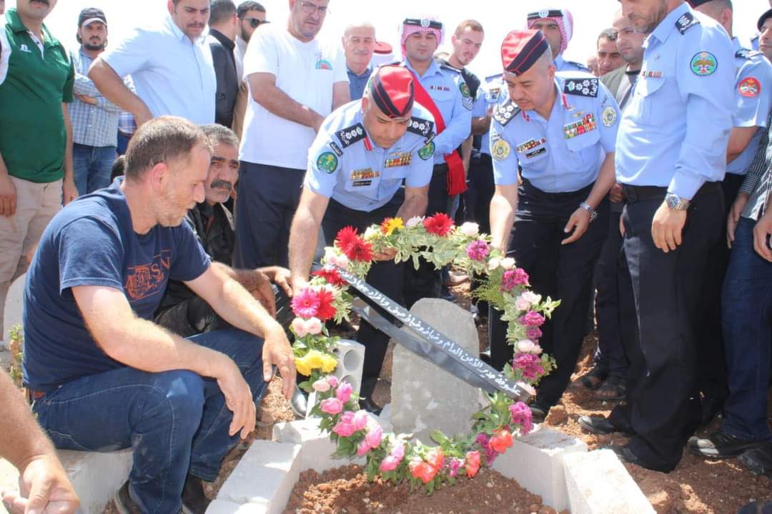 تشييع جثمان العقيد مصعب عبدالرحيم العكور...صور
