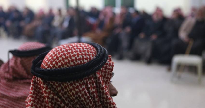 جاهة عشائرية من قبيلة الحويطات  تتوجه لمضارب الفناطسة بسبب وفاة  الشاب حمزة