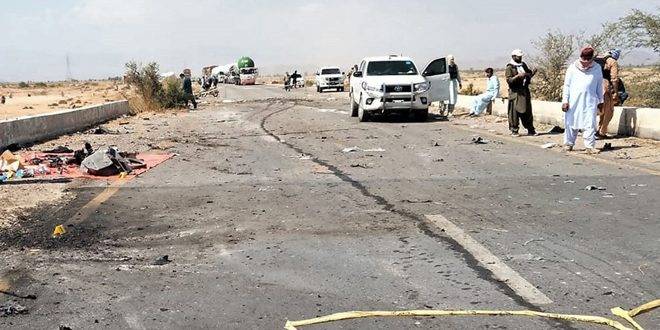 مقتل تسعة جنود وإصابة خمسة آخرين في هجوم انتحاري غرب باكستان