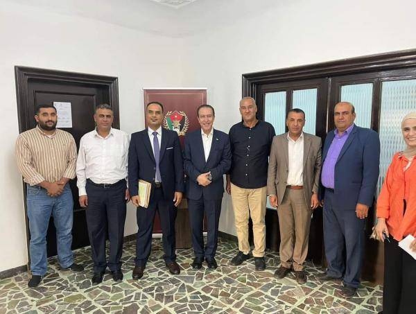 حزب الميثاق الوطني يشكل لجنة نقابة المهندسين الزراعيين
