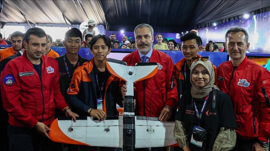 فيدان يزور مهرجان تكنوفيست بأنقرة