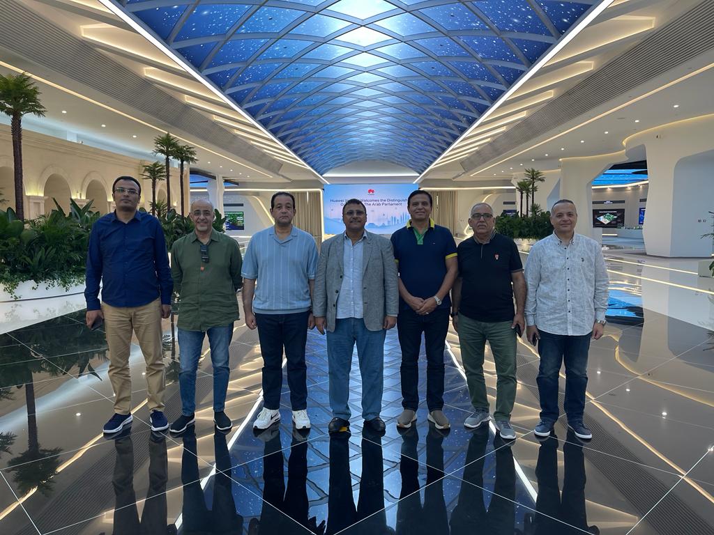 «البرلمان العربي» يدعو لتوطين النهضة الصينية بالتكنولوجيا المتطورة بالدول العربية