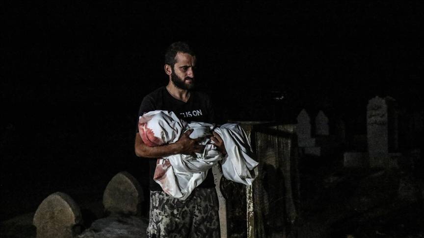 مقتل رضيع وإصابة 4 مدنيين في قصف للنظام السوري على إدلب