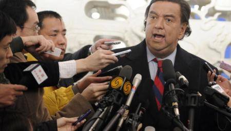 وفاة سفير واشنطن السابق في الأمم المتحدة