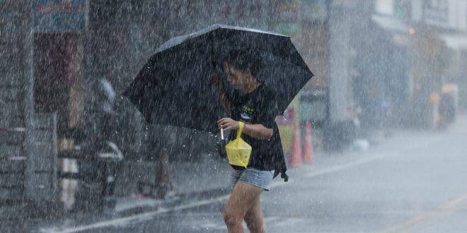 الصين تنذر باللون بالأصفر لمواجهة الإعصار هايكوي