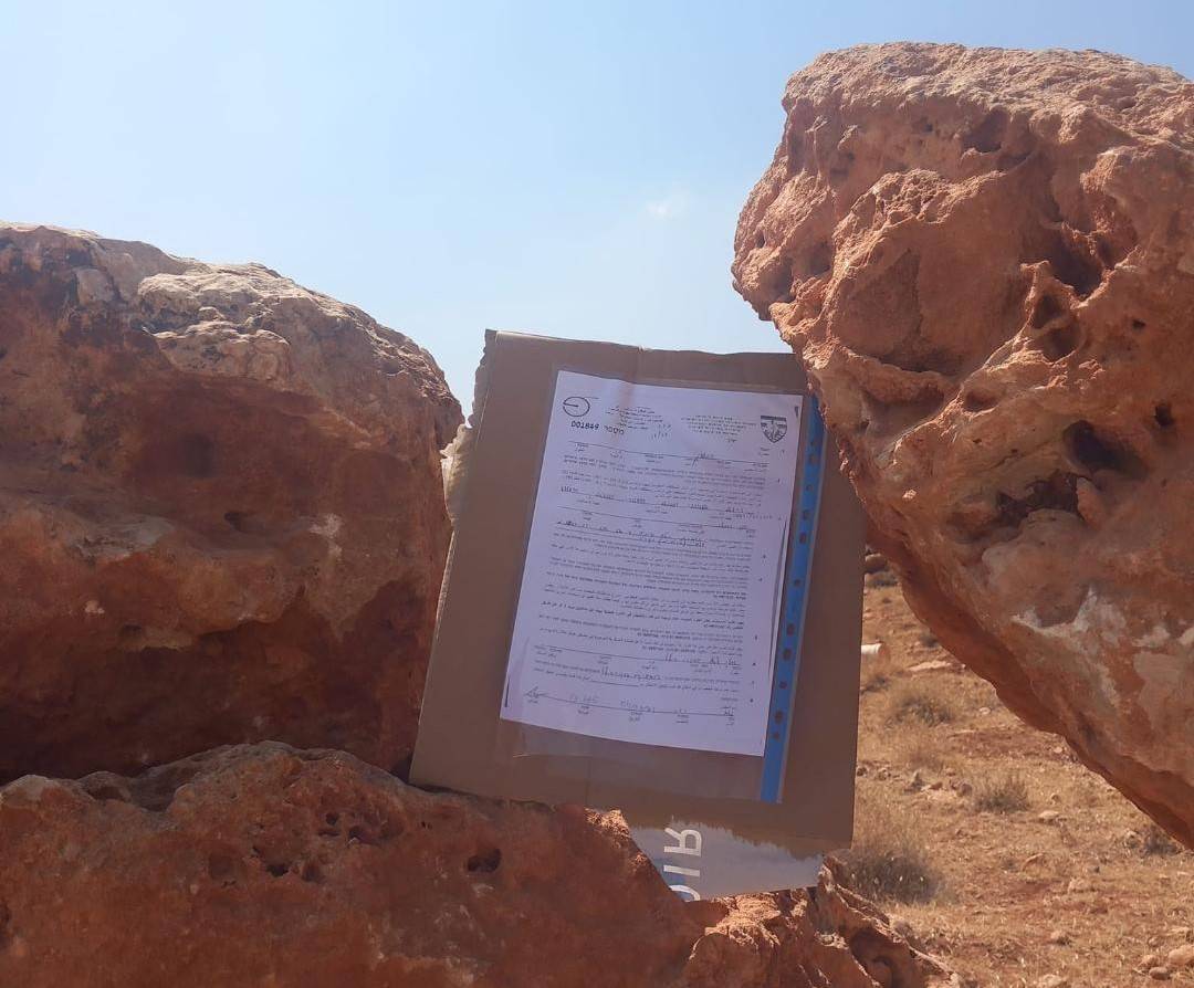 الاحتلال يسلّم 50 إخطار هدم في قرية دوما جنوب نابلس