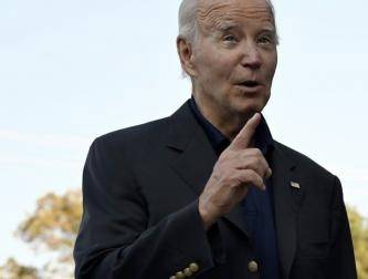 جراح يكشف: بايدن أنفق 100 ألف دولار على عمليات تجميل