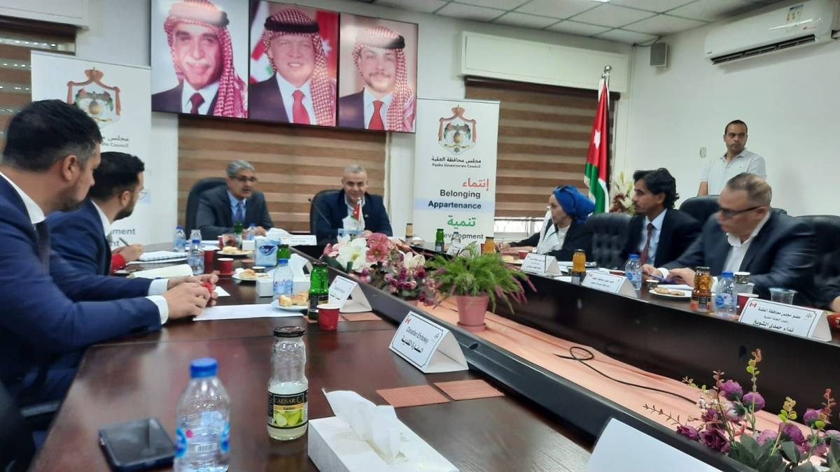 بحث التعاون بين السفارة الكندية ومجلس محافظة العقبة
