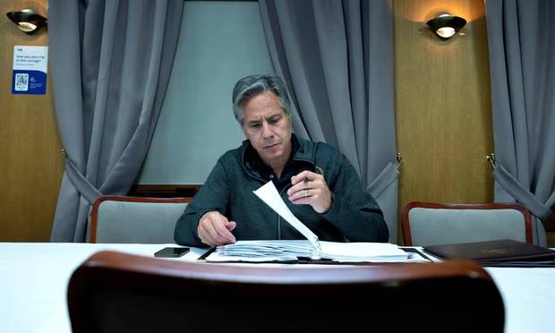 بلينكن يصل إلى أوكرانيا في زيارة لم يُعلن عنها من قبل