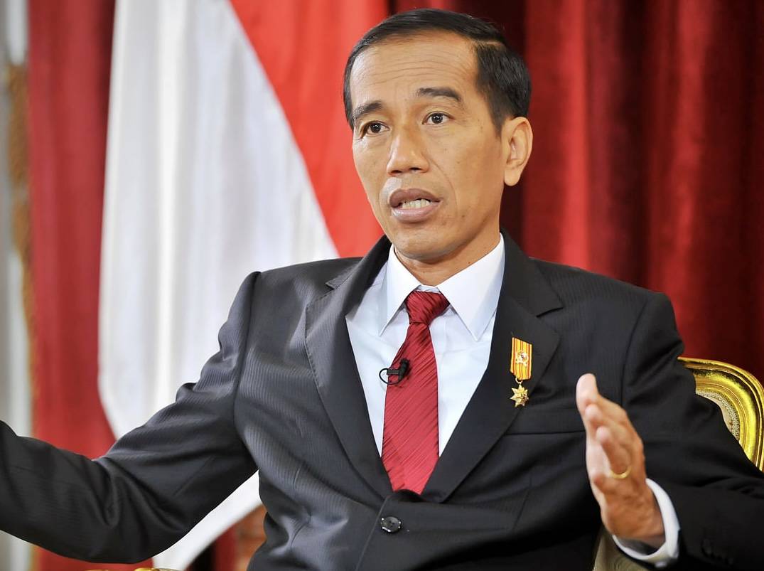 الرئيس الإندونيسي يدعو للتعاون وخفض التوترات