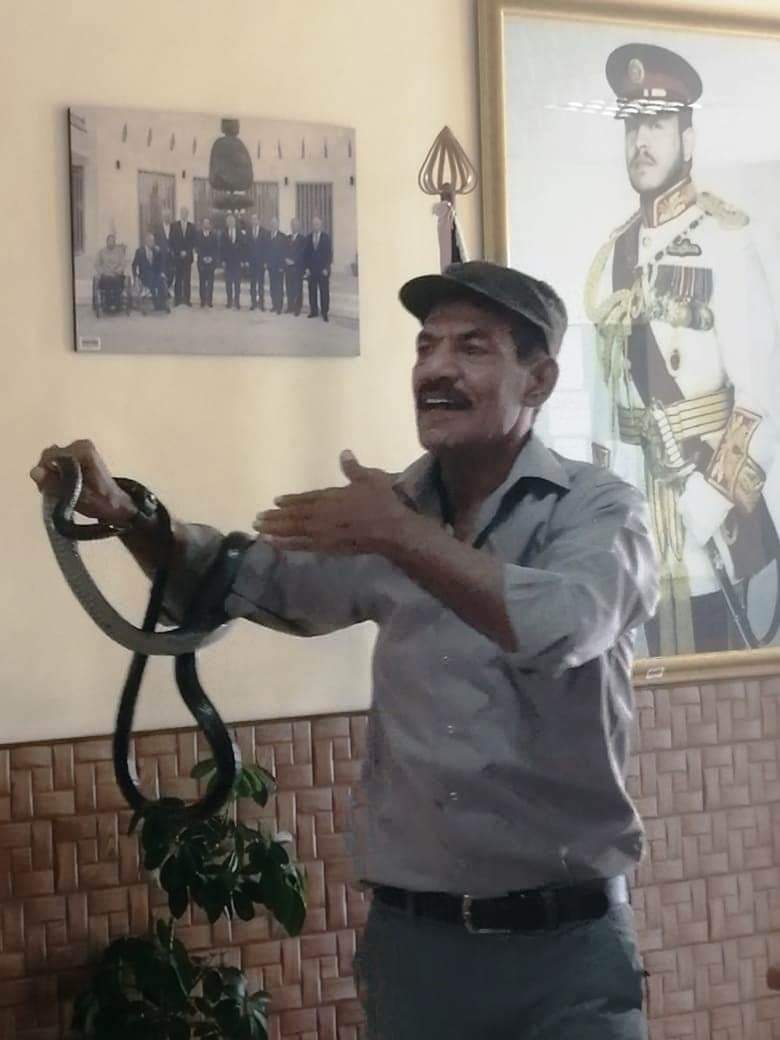 محاضرة توعوية حول الأفاعي لمصابين عسكريين في إقليم الشمال...صور