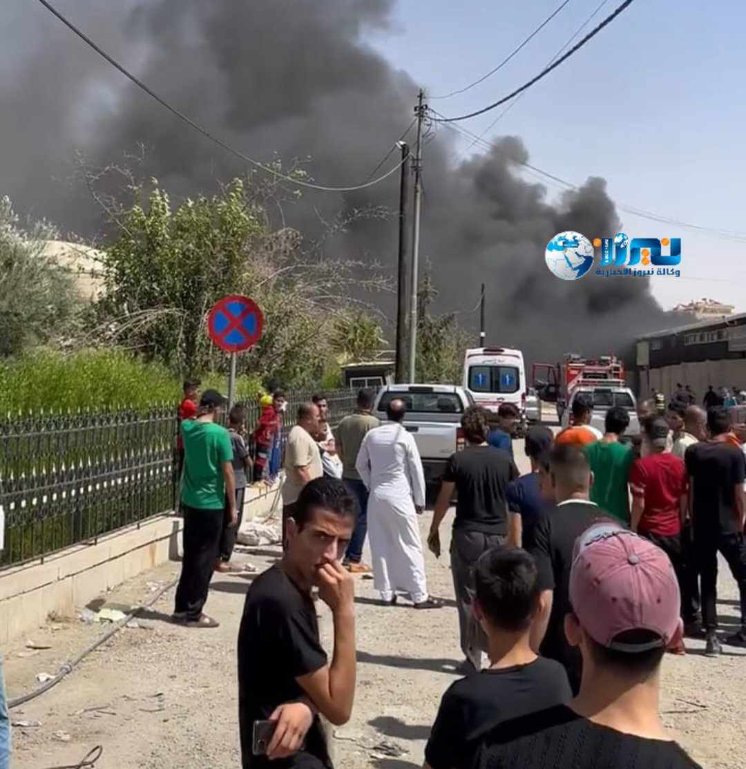 عاجل ..حريق في أحد المستودعات لقطع الغيار في شارع الجيش بالزرقاء   ...صور وفيديو