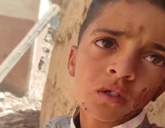 أمي ماتت وإخوتي وجدتي.. فيديو لطفل مغربي يبكي الحجر