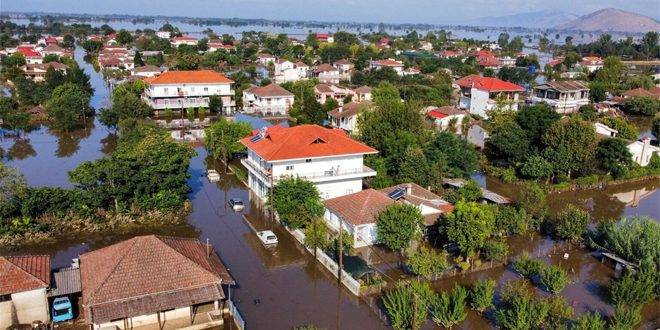 ارتفاع حصيلة ضحايا الفيضانات في اليونان إلى 14 قتيلاً