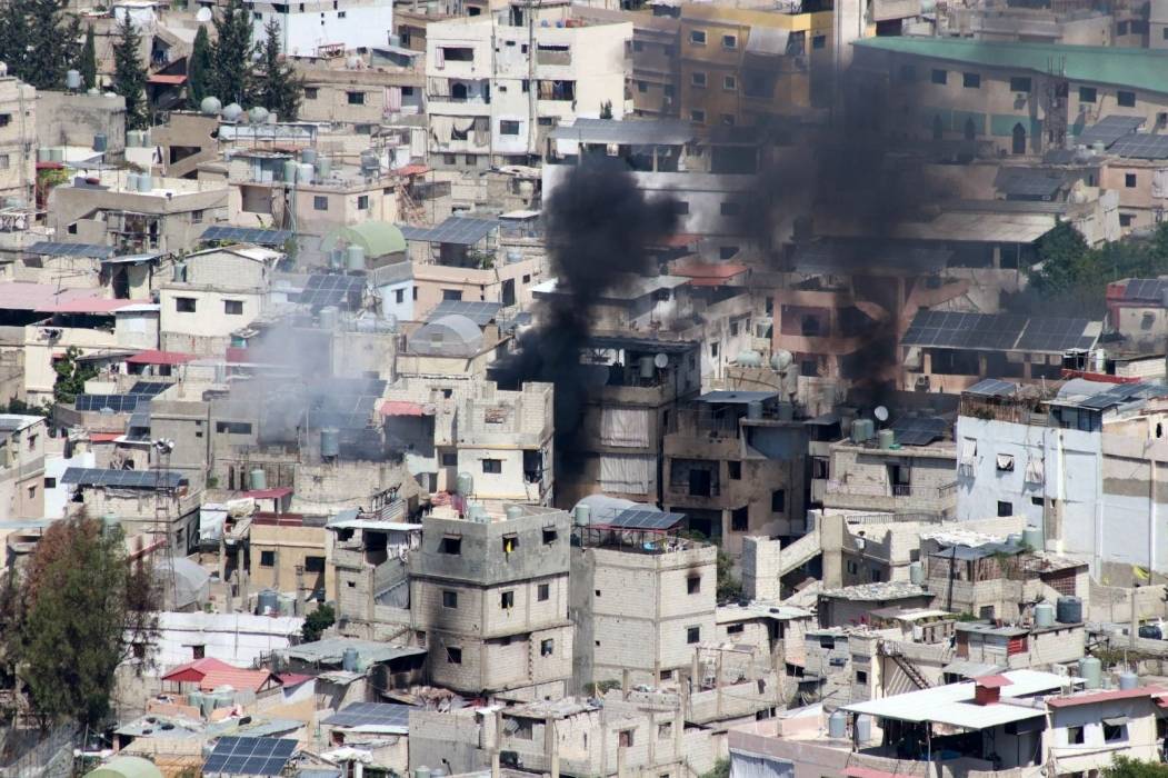 قتيل وجرحى في اشتباكات مخيم عين الحلوة