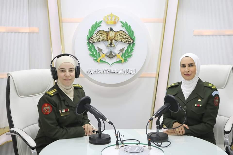 إذاعة الجيش العربي تستضيف الرائد نيفين نايف الشرعة