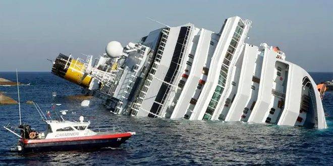 جنوح سفينة سياحية تقل 206 أشخاص في جزيرة غرينلاند الدنماركية