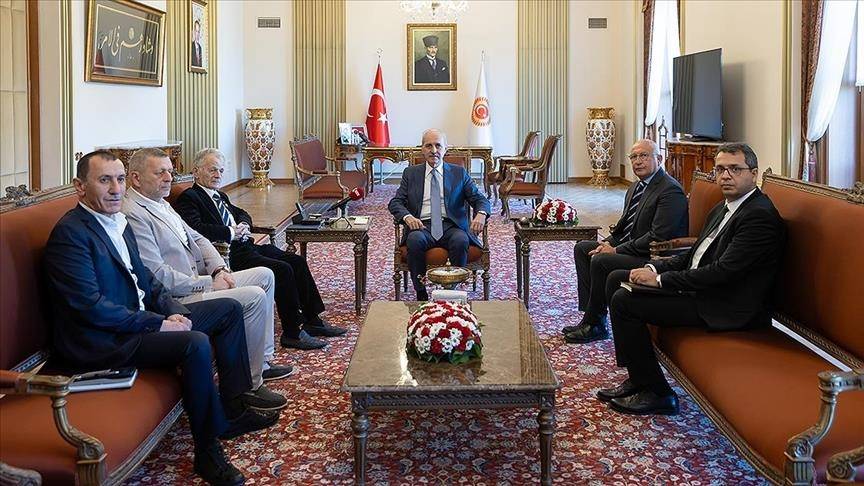 تركيا: نرفض ضم القرم ومناطق أوكرانية إلى روسيا