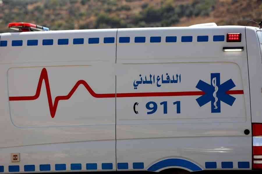 إصابة خطيرة بحادث تدهور مركبة في إربد