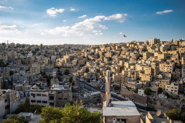 السبت: أجواء معتدلة في معظم المناطق نهارا وباردة ليلا