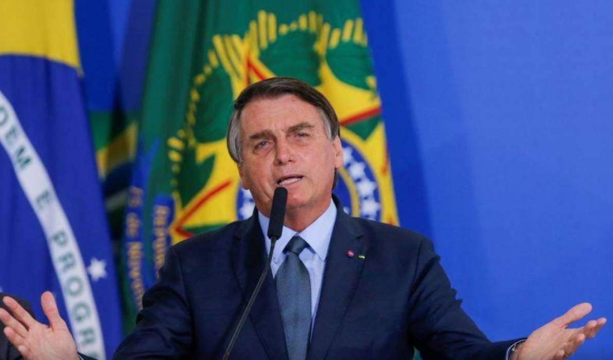 بولسونارو يغادر المستشفى بعد خضوعه لعمليات جراحية