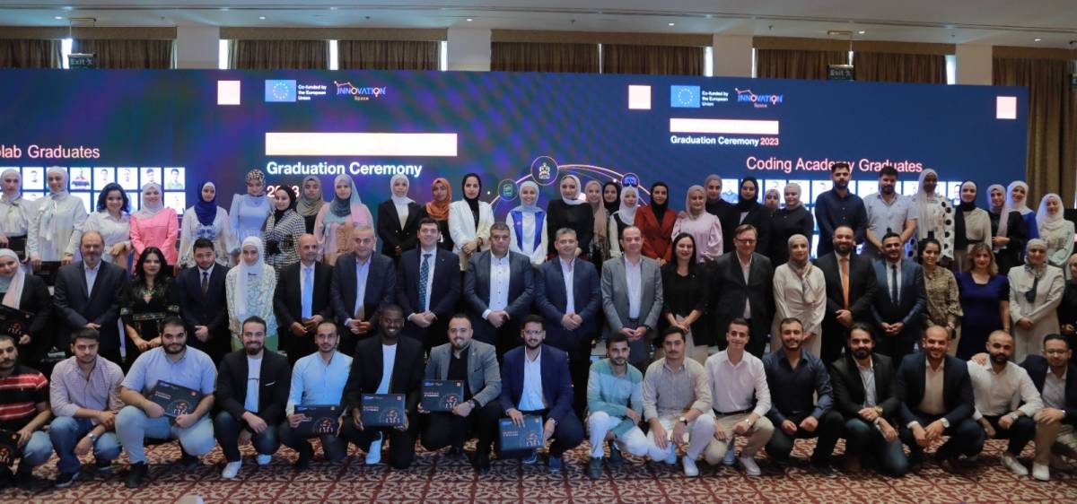 أورنج الأردن تحتفل بتخريج دفعة جديدة من أكاديمية البرمجة في العقبة