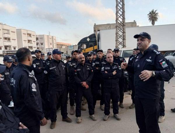 العبادي: جميع أفراد فريق البحث والإنقاذ الأردني في ليبيا بخير