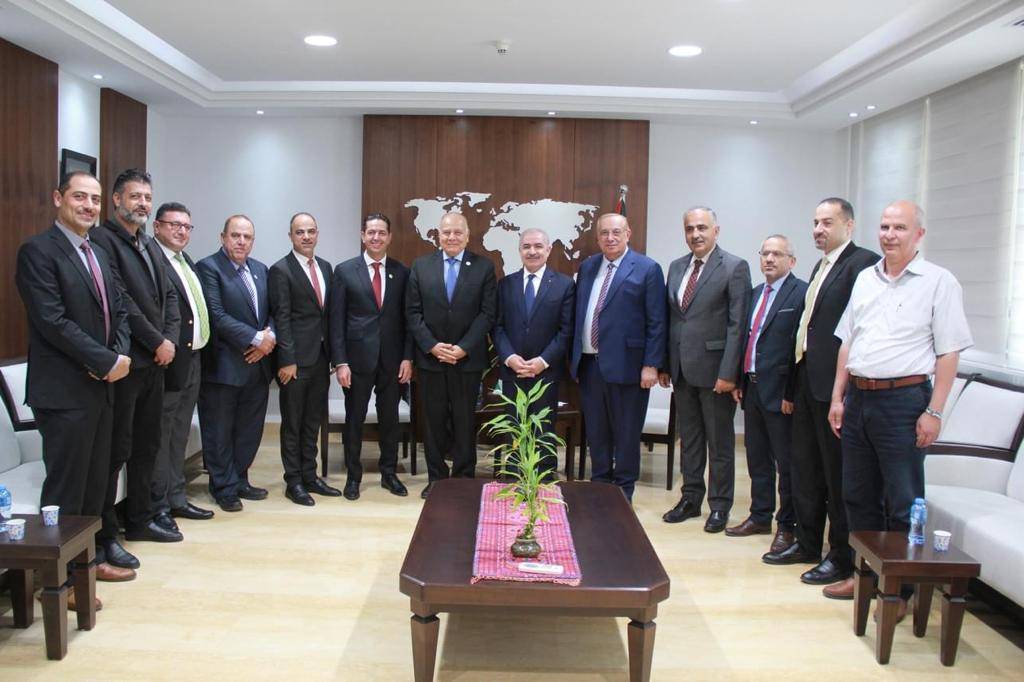 أمين عام اتحاد الجامعات العربية يزور عددا من الجامعات الفلسطينية