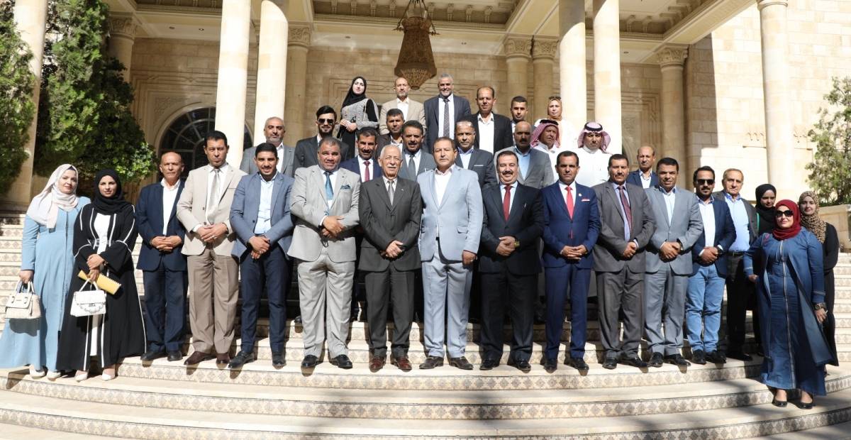 العيسوي يلتقي عددا من  الوفود  في الديوان الملكي الهاشمي...صور