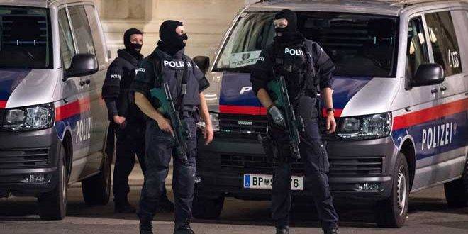 النمسا.. اعتقال إرهابي كان يخطط لعمليات تفجير في فيينا