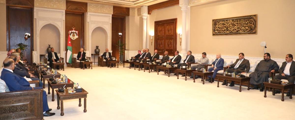 العيسوي يلتقي وفودًا بالديوان الملكي الهاشمي ...صور