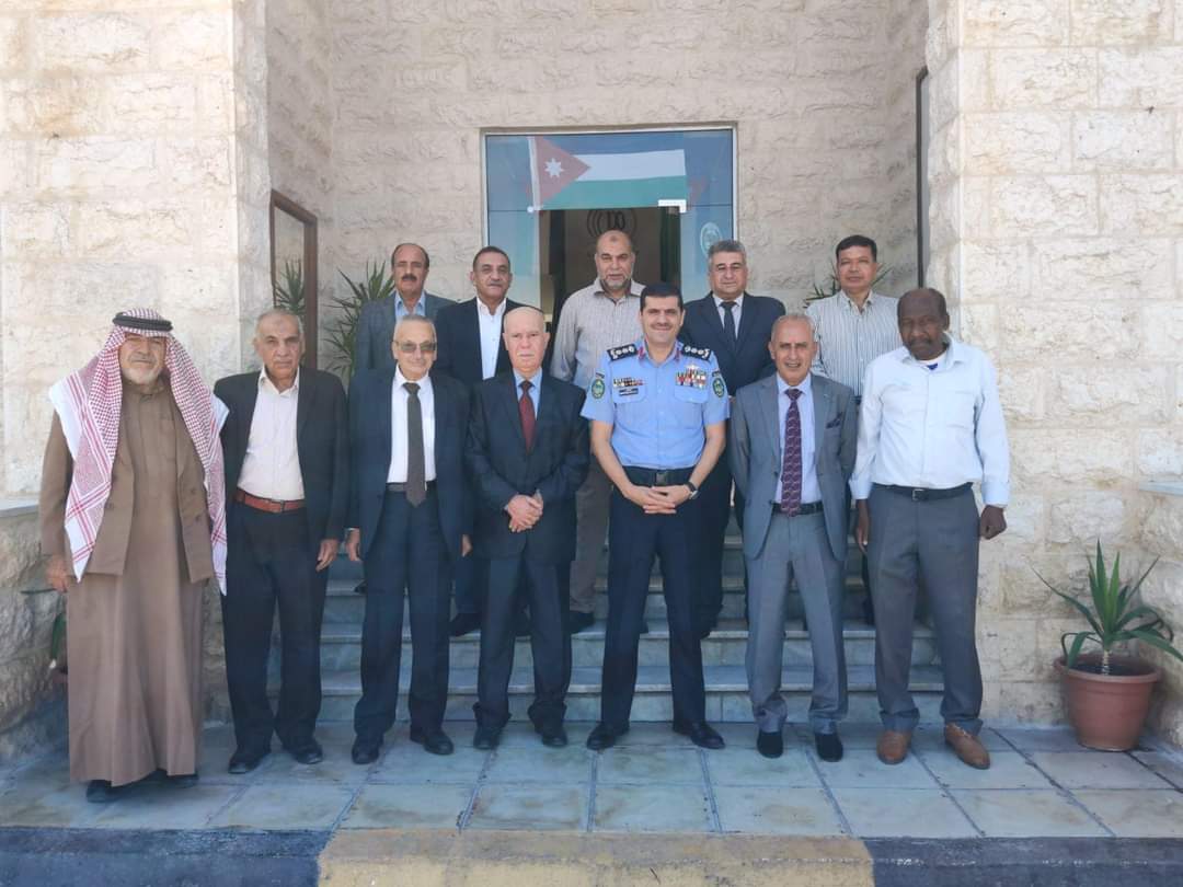 العقيد رعد الحديدي يلتقي متقاعدي الأمن العام في مديرية الشرطة